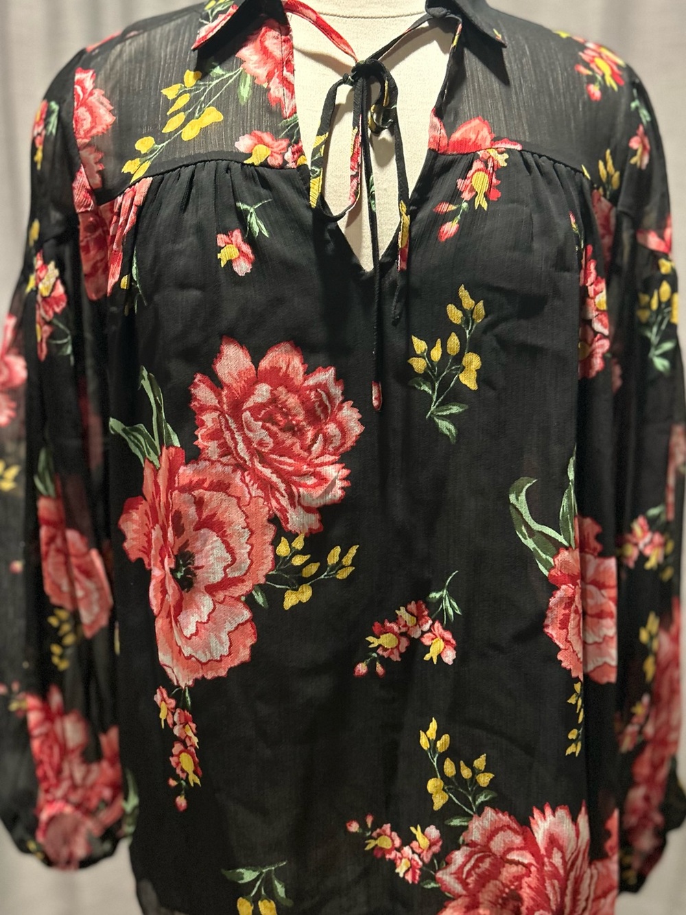 Women's Black Floral Tie-Neck Blouse